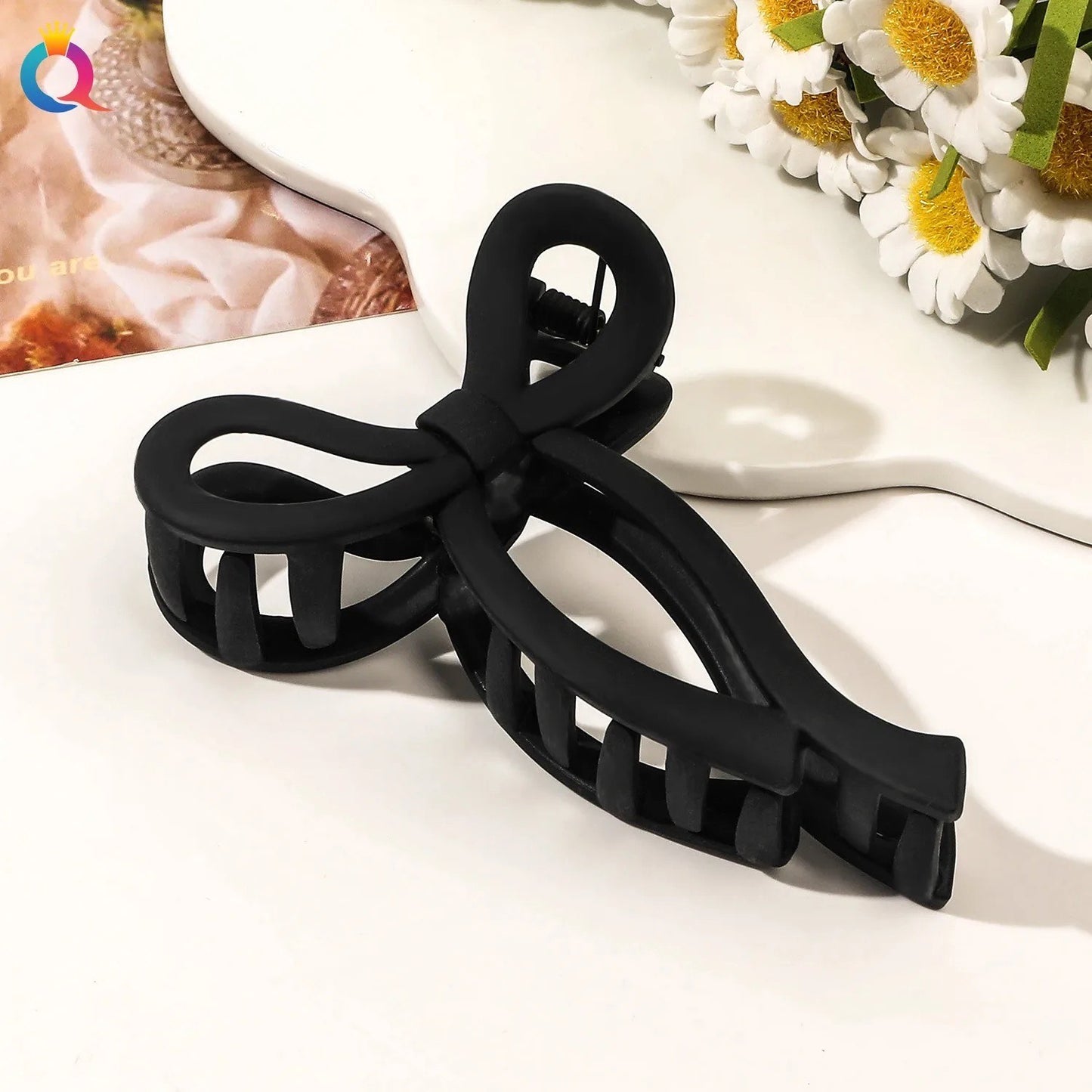 Plastic Bow Hair Clip