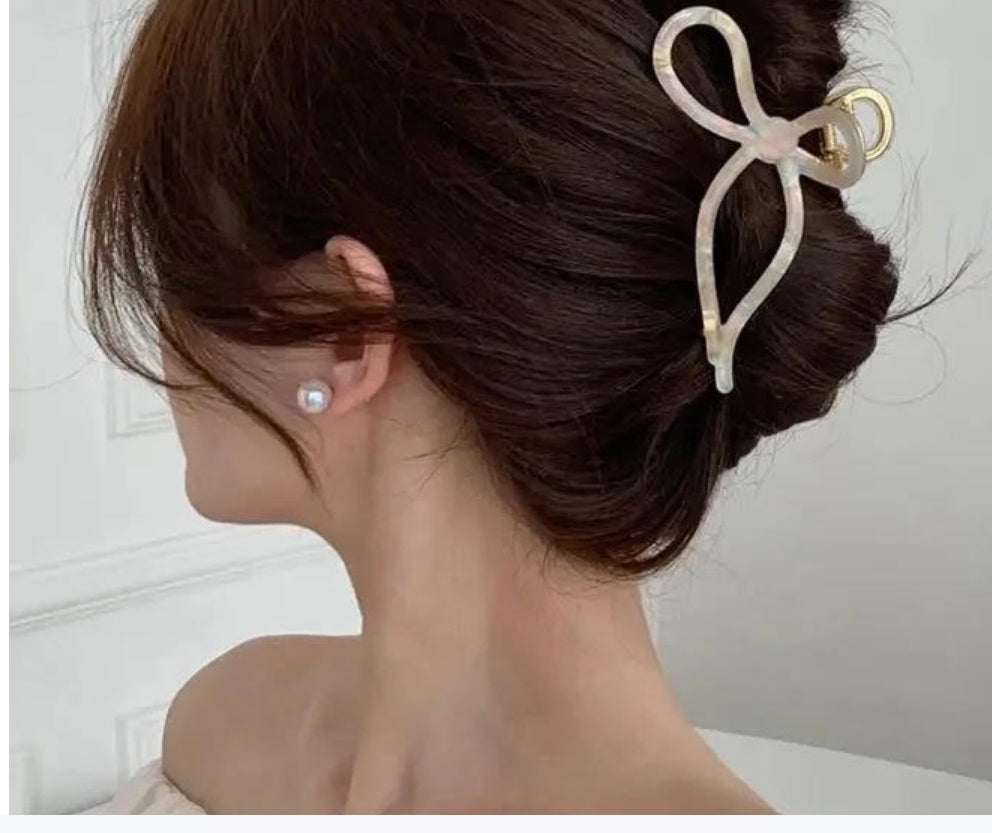 Bow Hair Claw Clip